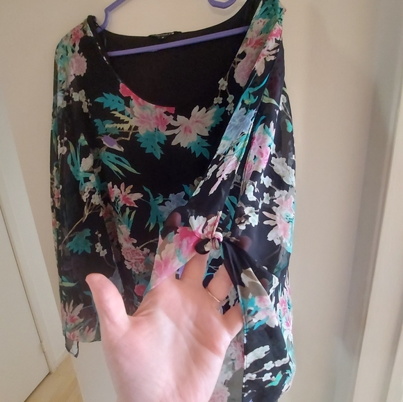 Addition Elle Floral Blouse With Side Tie - Picture 4 of 6